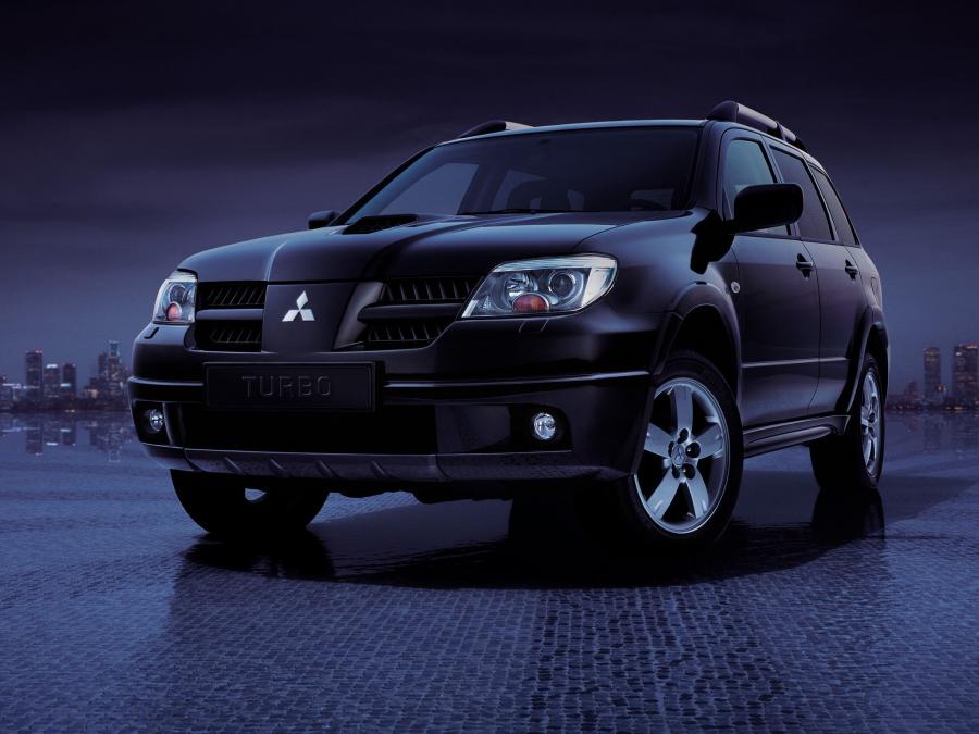  Mitsubishi Outlander Turbo 2004 года  (фото 5 из 6)